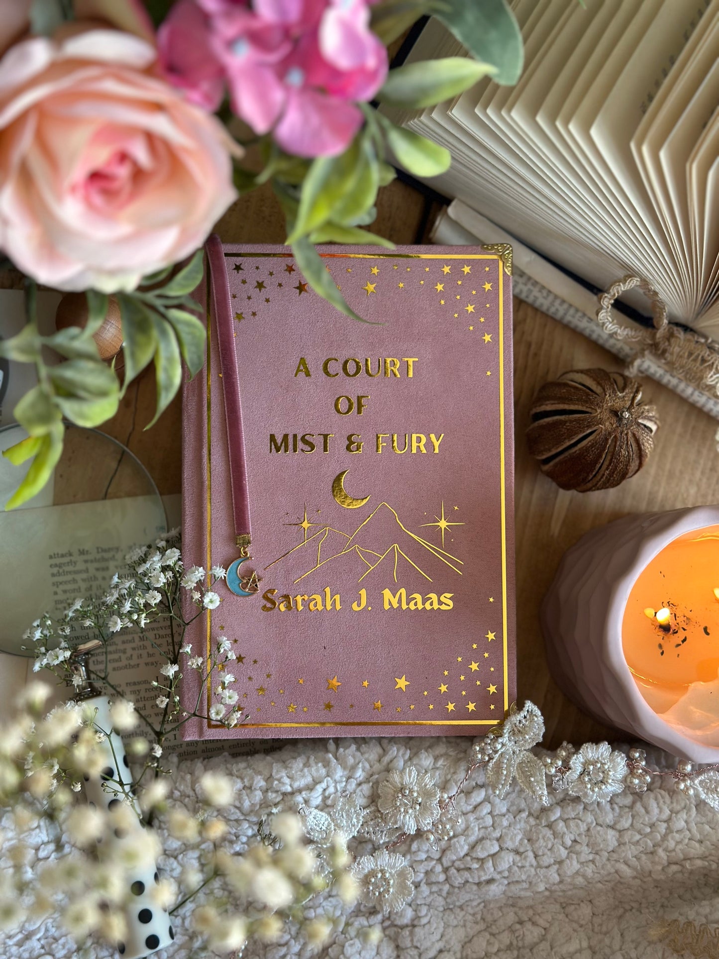A Court of Thorns & Roses by Sarah J. Maas - The Elaine Edition | Pink Ombré, ACOTAR, Handmade, Rebind, Special Edition
